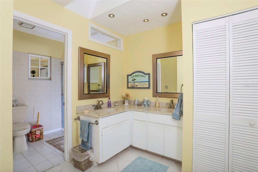 226 Southampton Lane - Photo 8