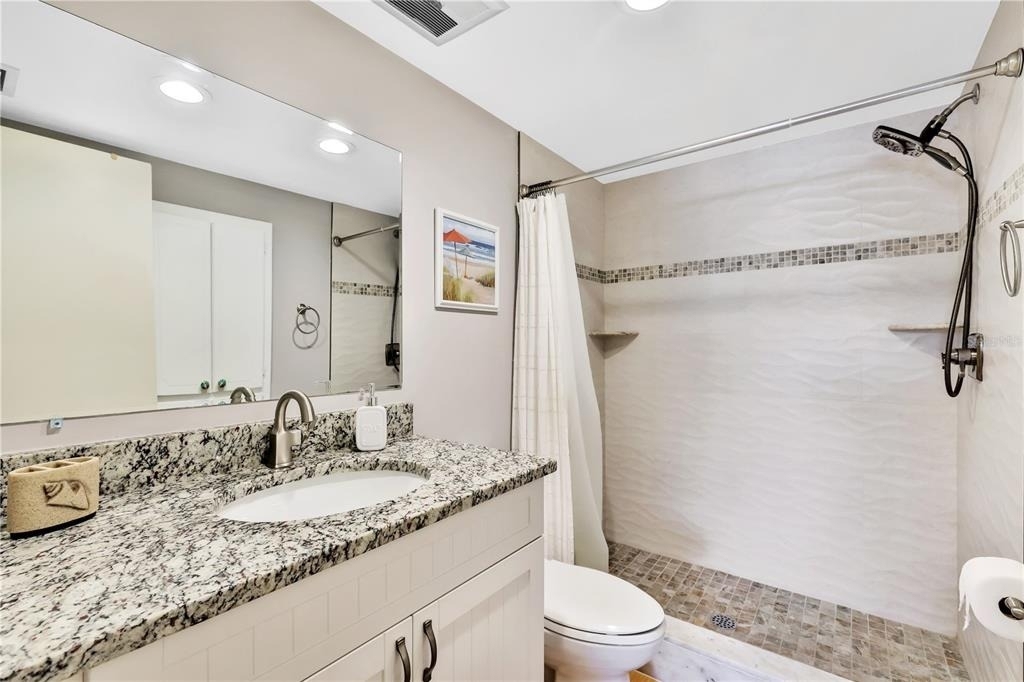 3806 Gulf Of Mexico Dr Drive - Photo 9