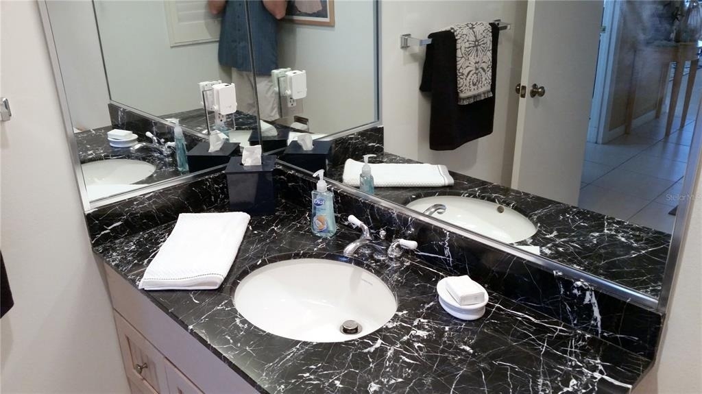 1001 Benjamin Franklin Drive - Photo 20