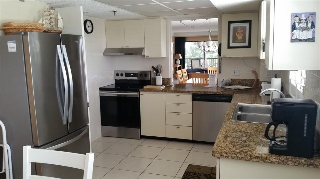 1001 Benjamin Franklin Drive - Photo 9