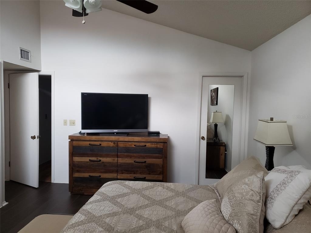 5400 34th Street W - Photo 10