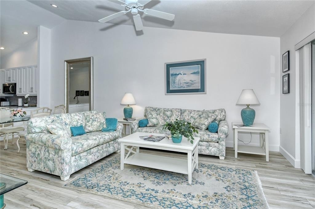 8735 Olde Hickory Avenue - Photo 12