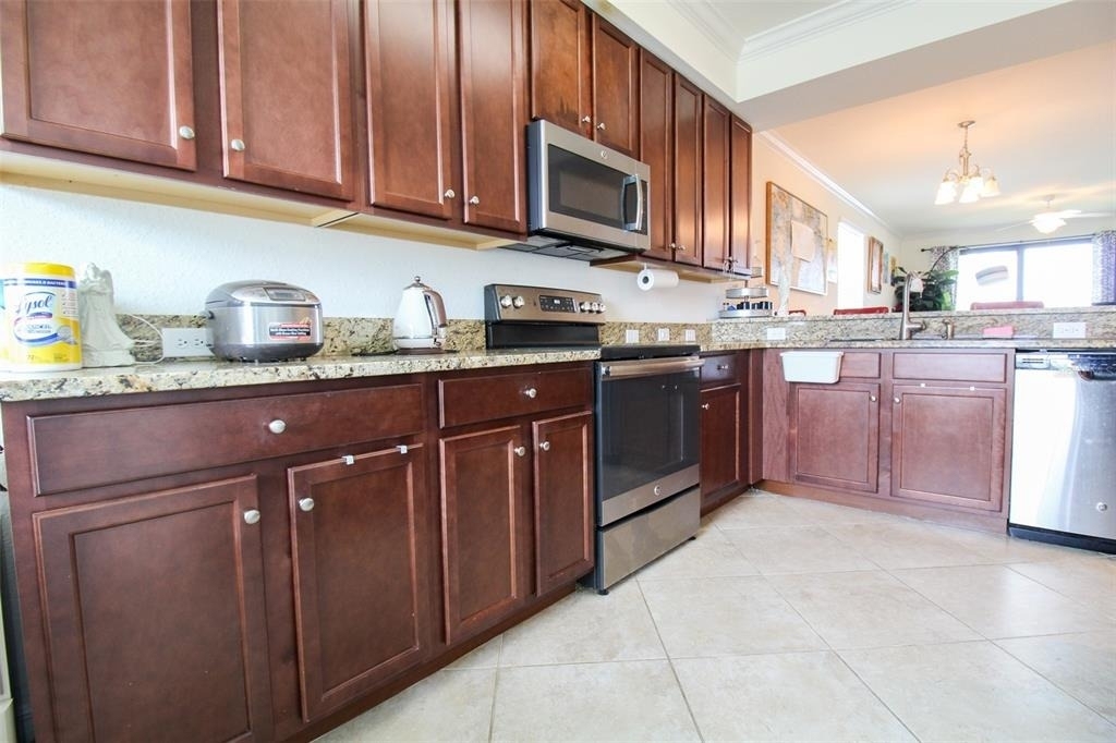 16814 Vardon Terrace - Photo 14