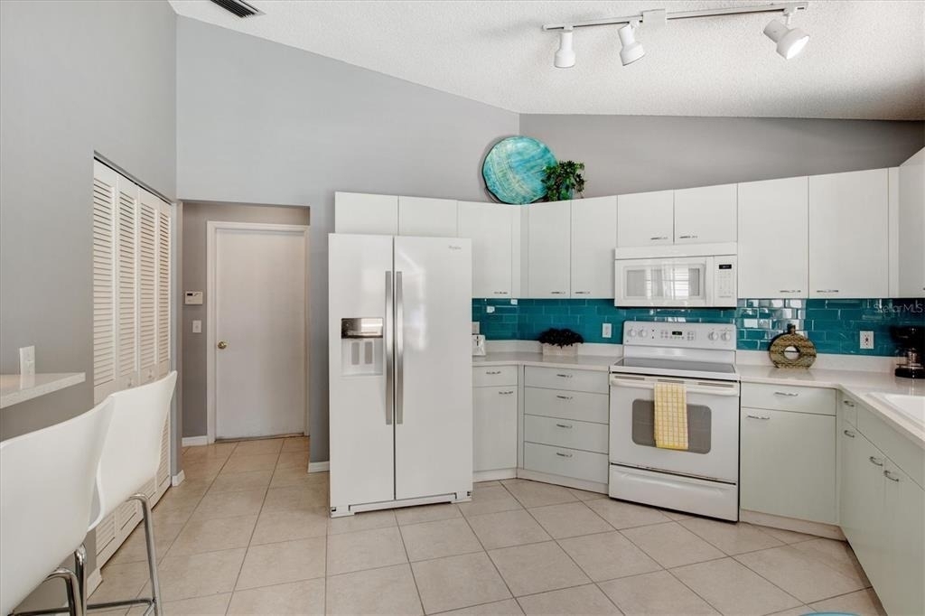1019 Snead Avenue - Photo 10