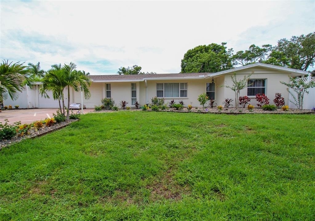 2232 Pine Terrace - Photo 1