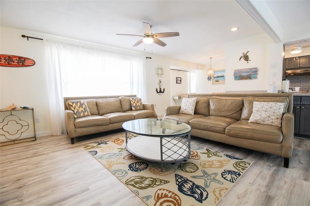 2232 Pine Terrace - Photo 5