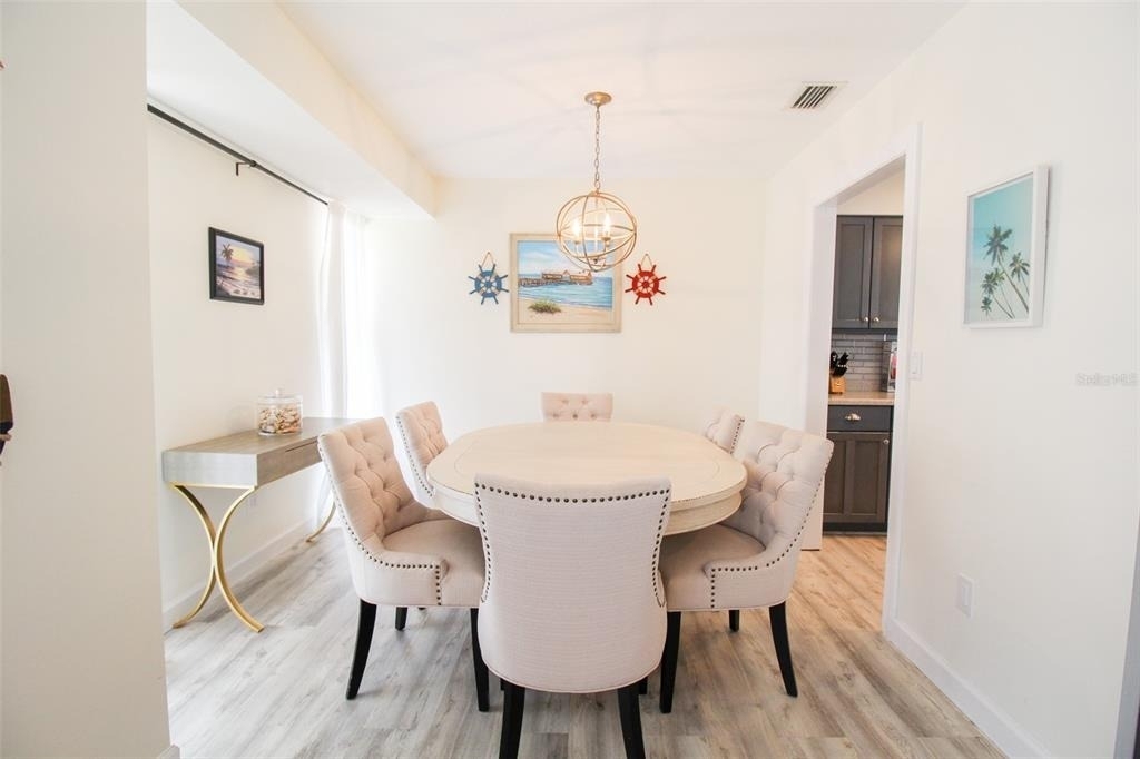 2232 Pine Terrace - Photo 11