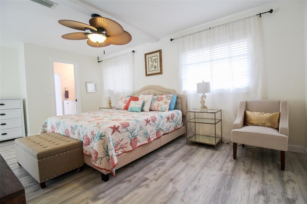 2232 Pine Terrace - Photo 21