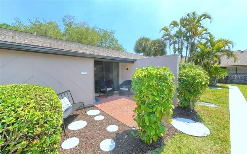 3543 Longmeadow - Photo 0