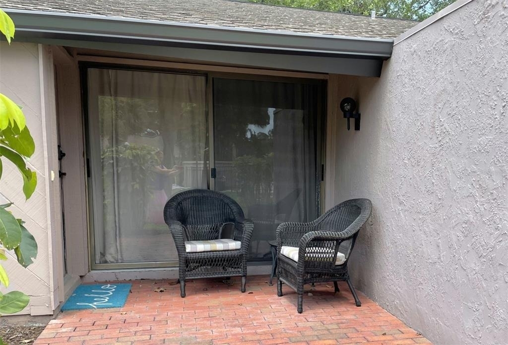3543 Longmeadow - Photo 2