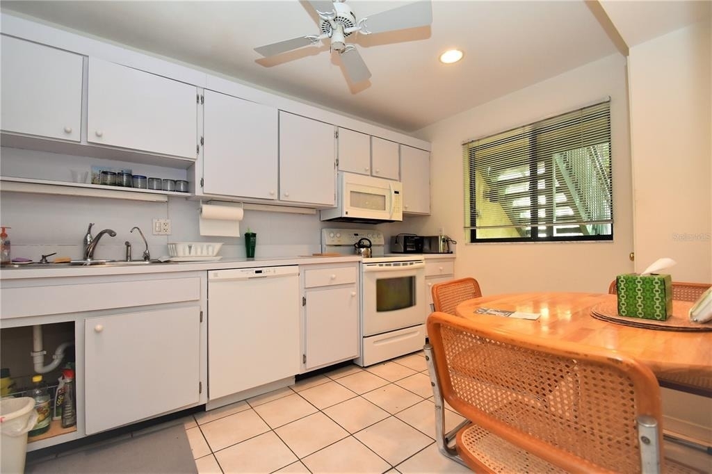 1526 Pelican Point Drive - Photo 1