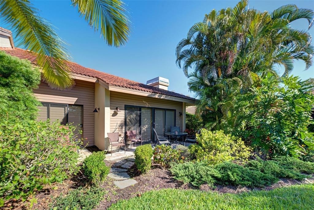 1740 Landings Boulevard - Photo 5