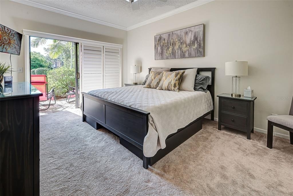 1740 Landings Boulevard - Photo 33