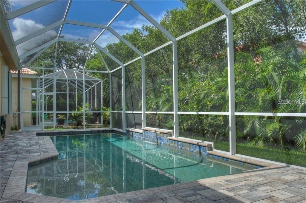 7348 Stanhope Court - Photo 4