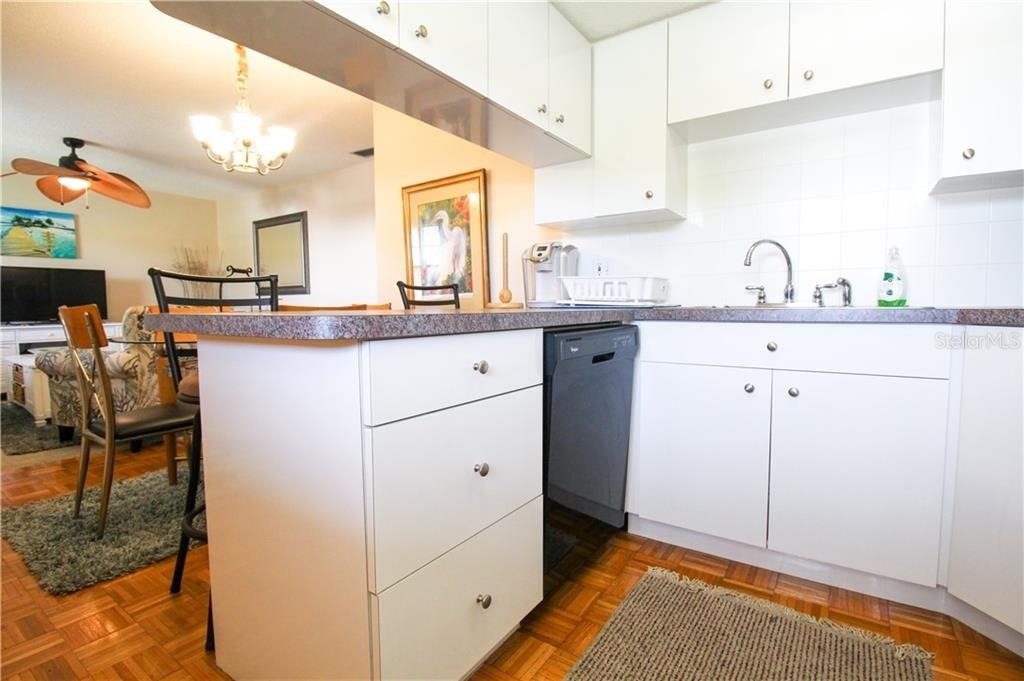 460 Base Avenue E - Photo 7