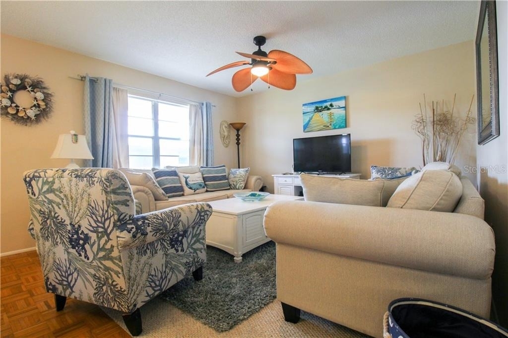 460 Base Avenue E - Photo 10