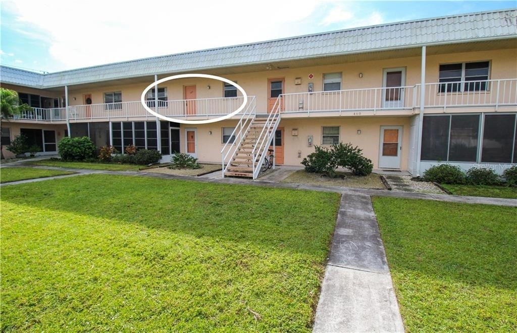460 Base Avenue E - Photo 1