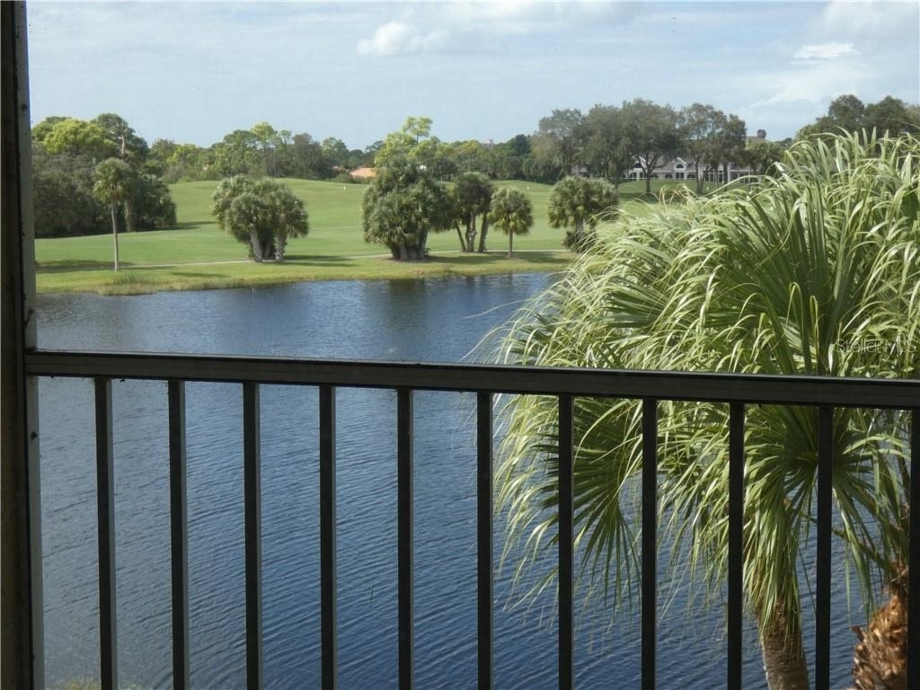 9300 Clubside Circle - Photo 19