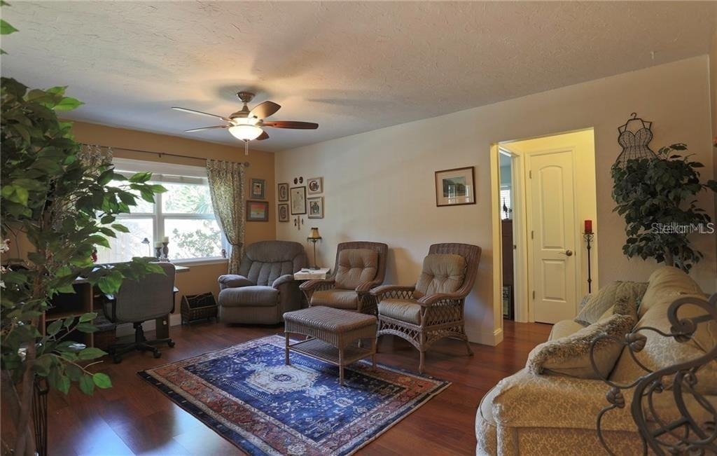 2929 Mayflower Street - Photo 7