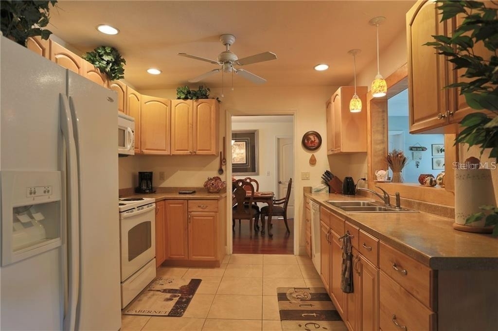2929 Mayflower Street - Photo 6
