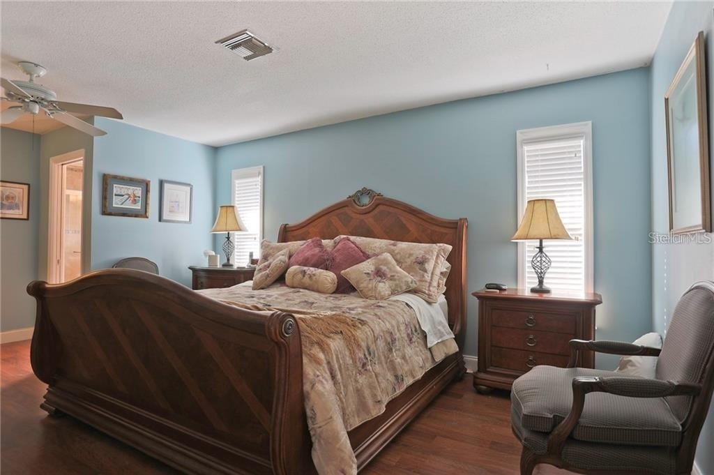 2929 Mayflower Street - Photo 9