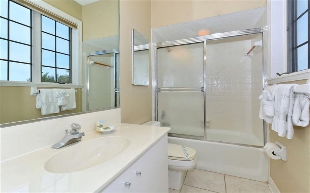 655 Cedars Court - Photo 10