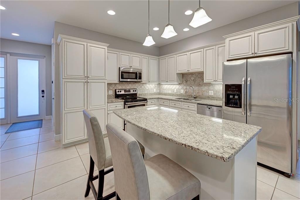 2330 Bradford Street - Photo 18