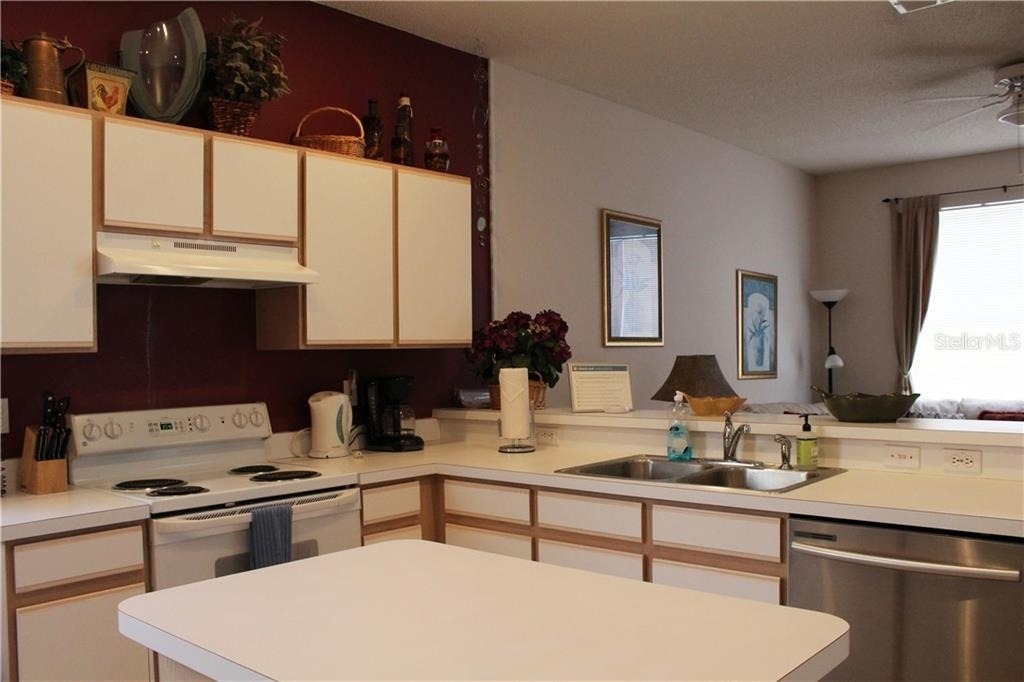 4668 56th Terrace E - Photo 12