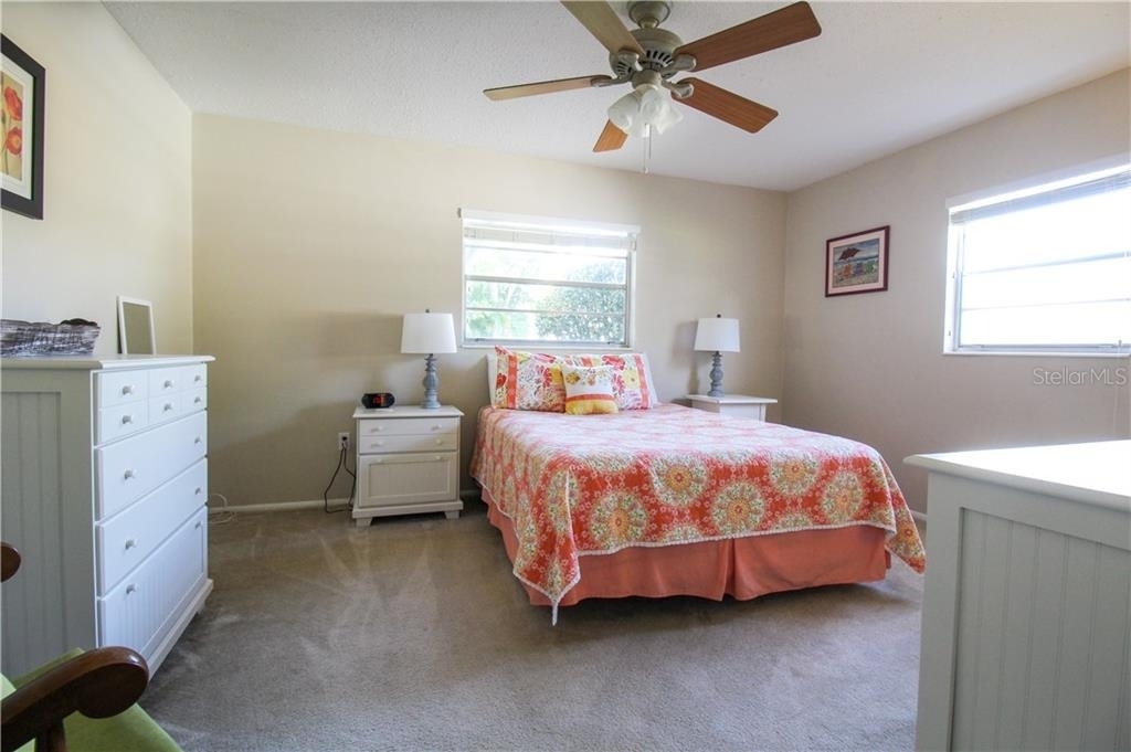 2806 Taunton Drive W - Photo 26