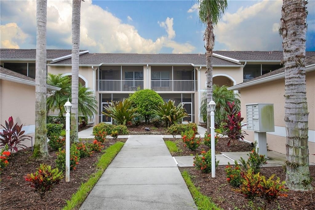 5330 Hyland Hills Avenue - Photo 2