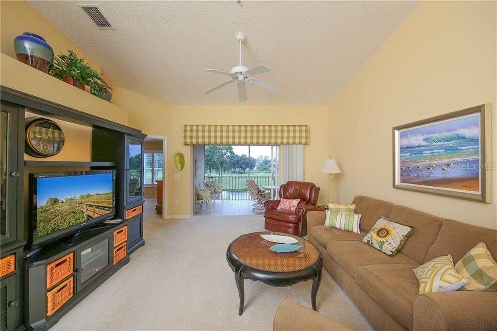 5330 Hyland Hills Avenue - Photo 7