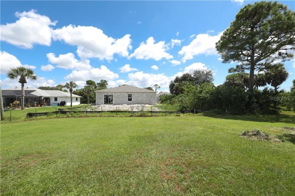 18091 Bracken Circle - Photo 32