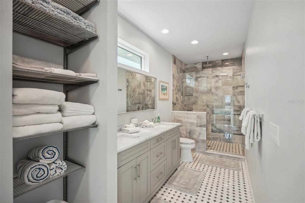 501 Channel Lane - Photo 18