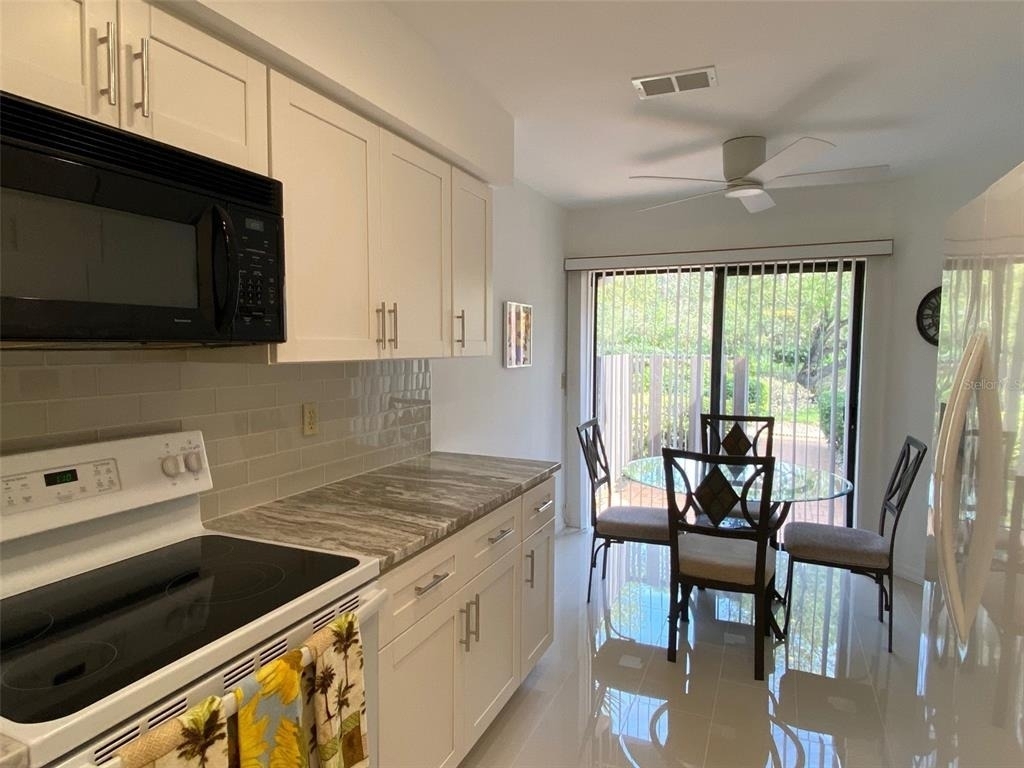 6281 Timberlake Drive - Photo 13