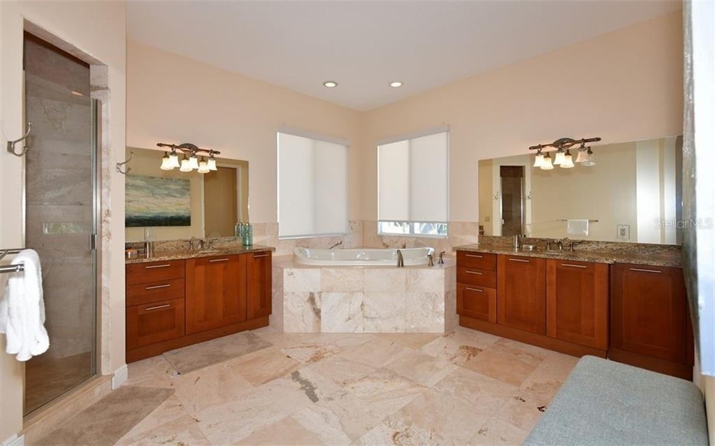 1179 Morningside Place - Photo 37