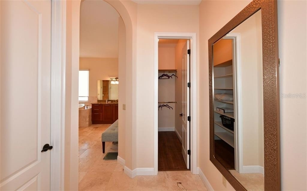 1179 Morningside Place - Photo 36
