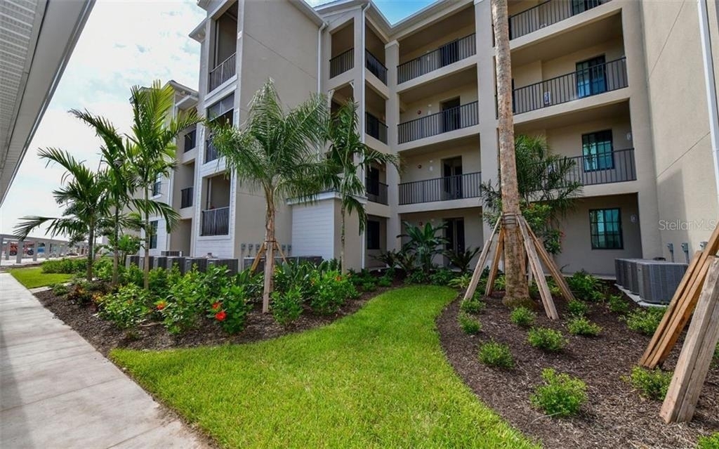 17520 Gawthrop Drive - Photo 2