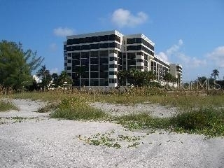 1102 Ben Franklin Drive - Photo 0