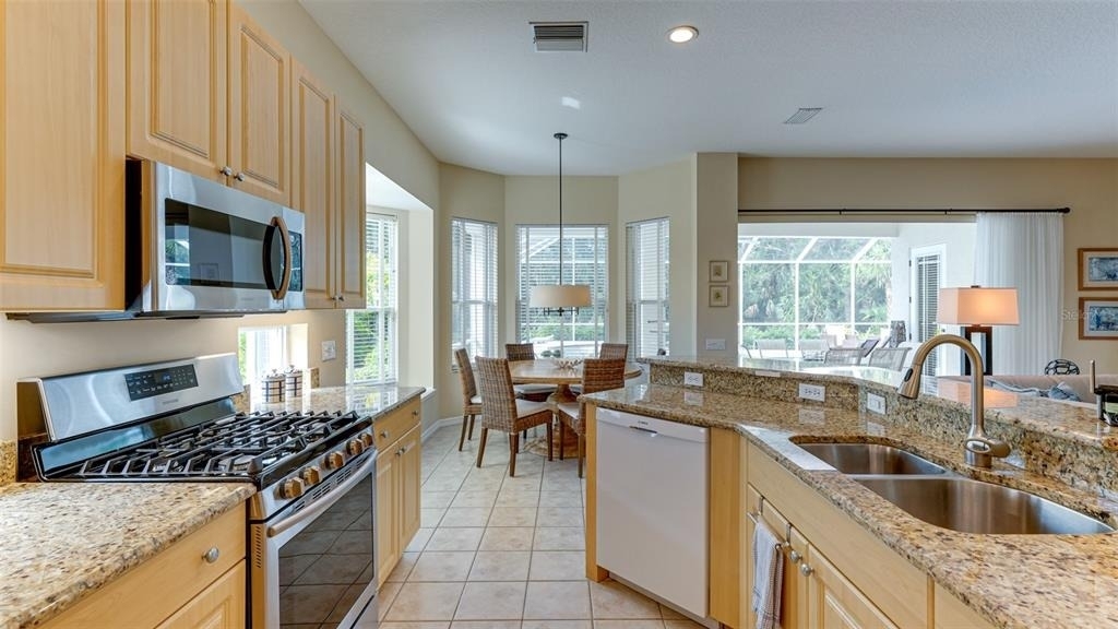 6920 Lennox Place - Photo 12