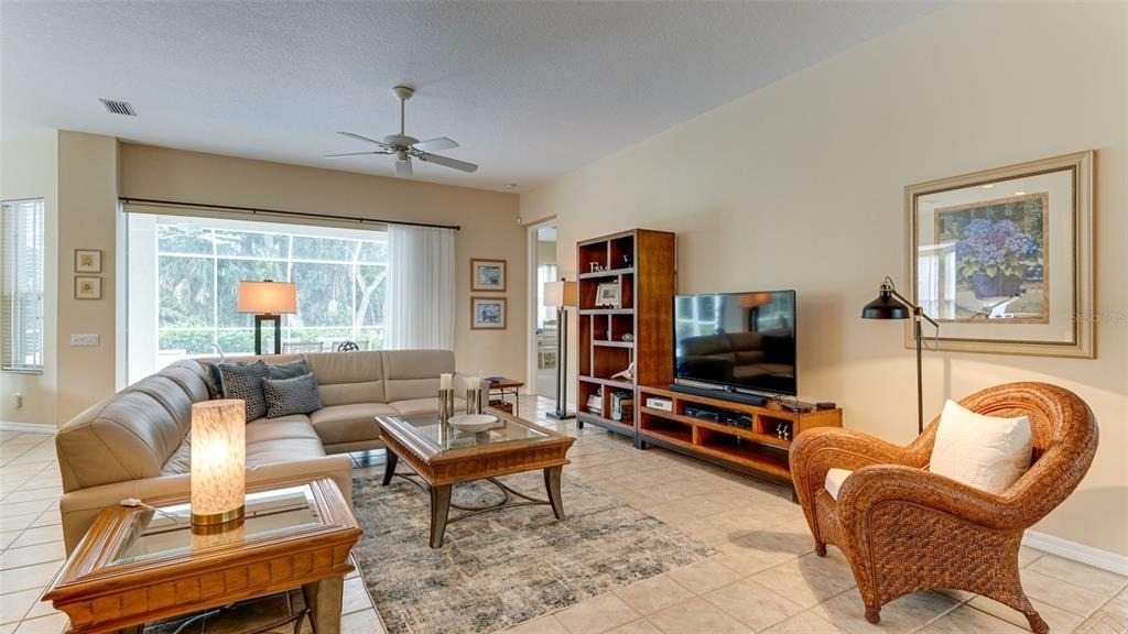 6920 Lennox Place - Photo 4