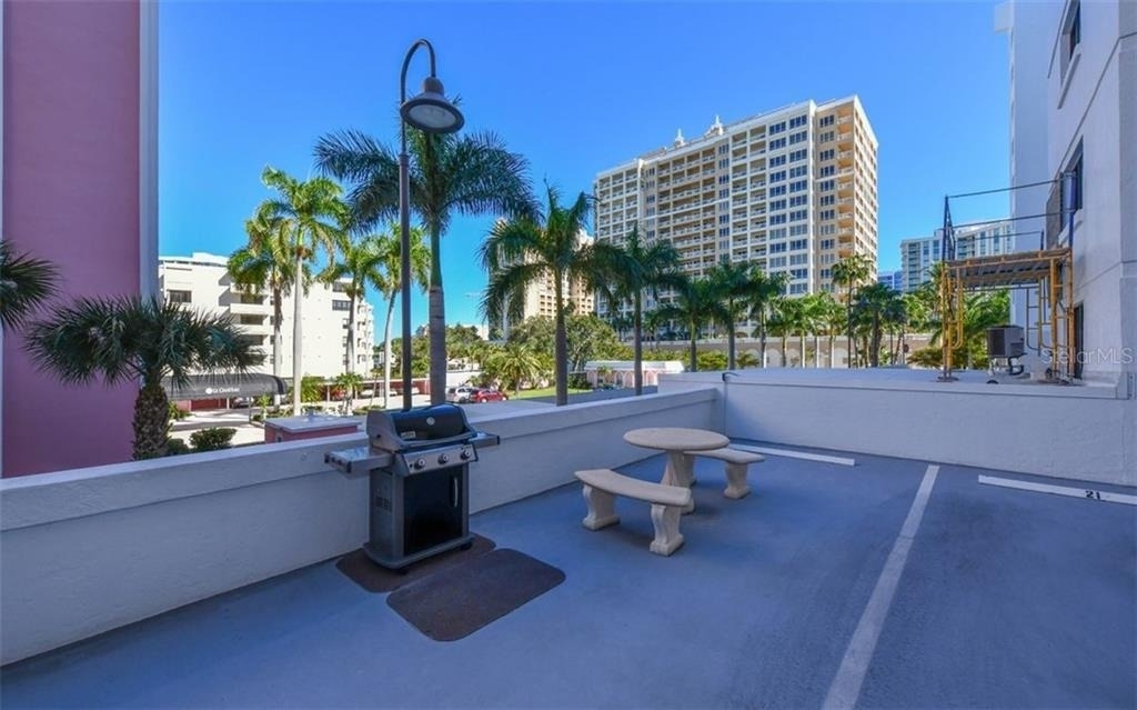 11 Sunset Drive - Photo 35