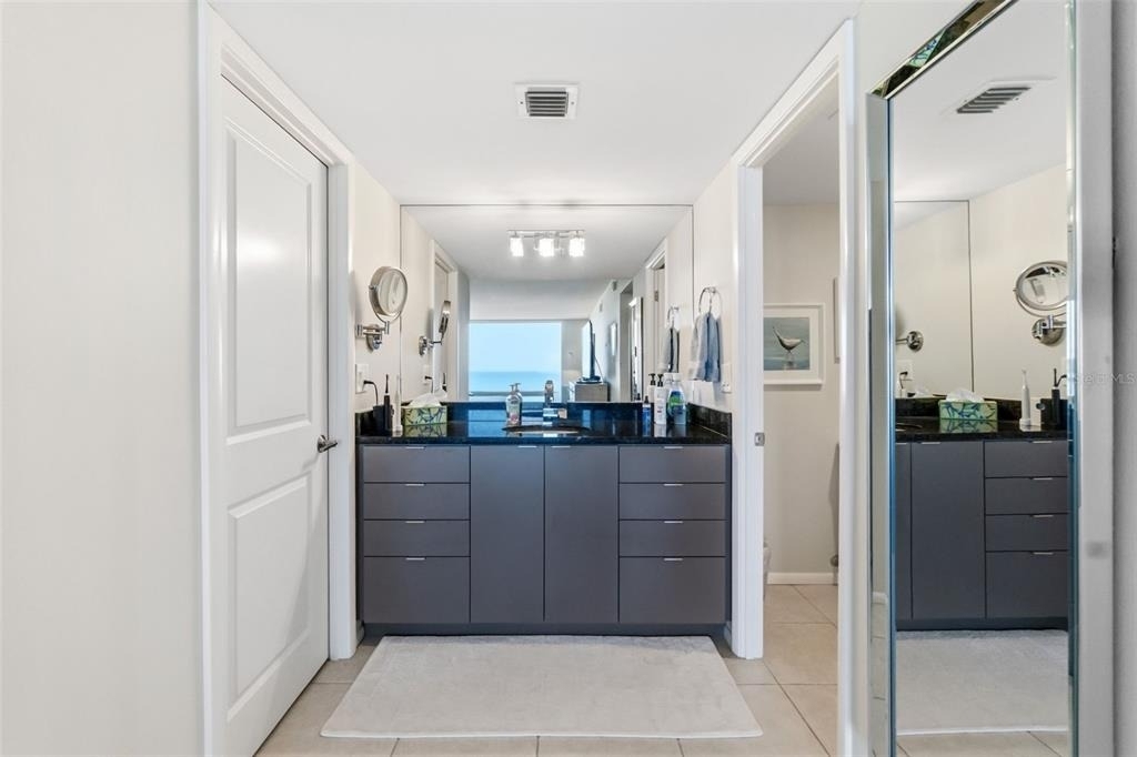 2425 Gulf Of Mexico Drive - Photo 22
