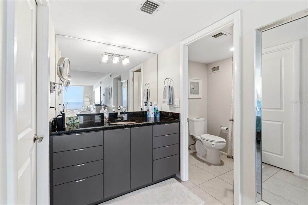 2425 Gulf Of Mexico Drive - Photo 23