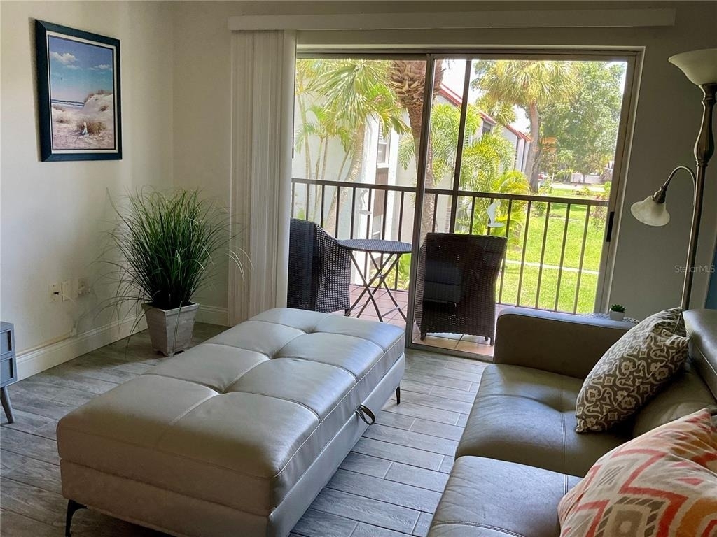 3213 Beneva Road - Photo 4