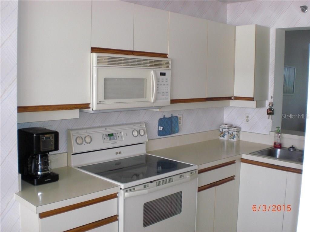 4570 Pinebrook Circle - Photo 3