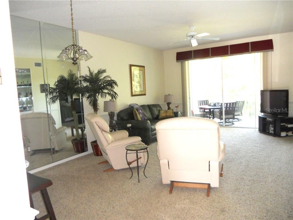 8750 Olde Hickory Avenue - Photo 3