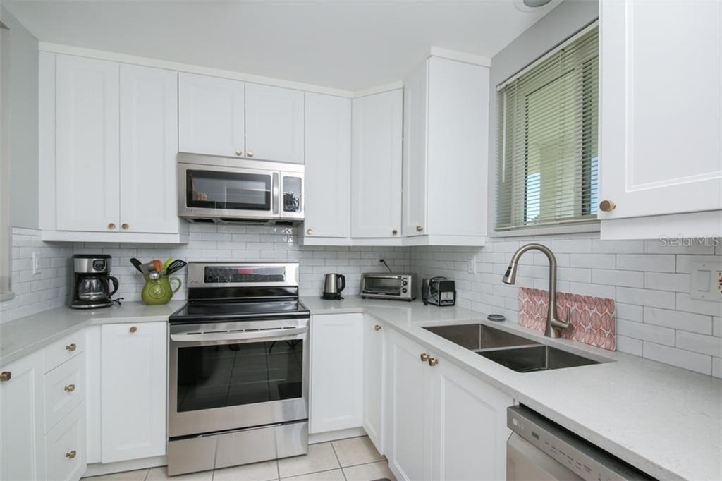 500 S Washington Drive - Photo 6