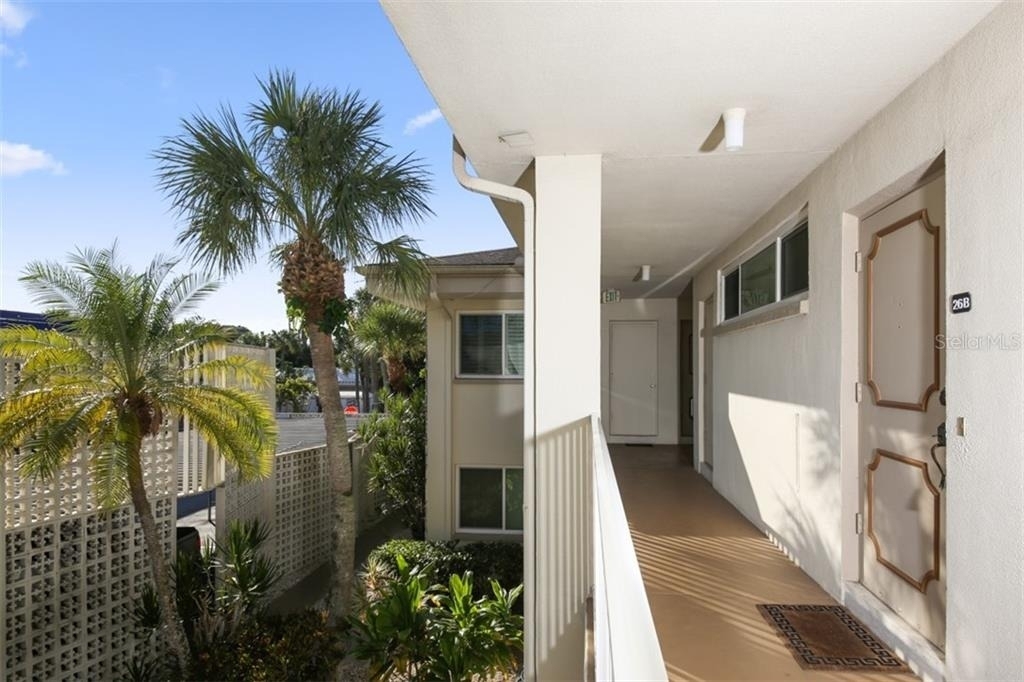 500 S Washington Drive - Photo 3