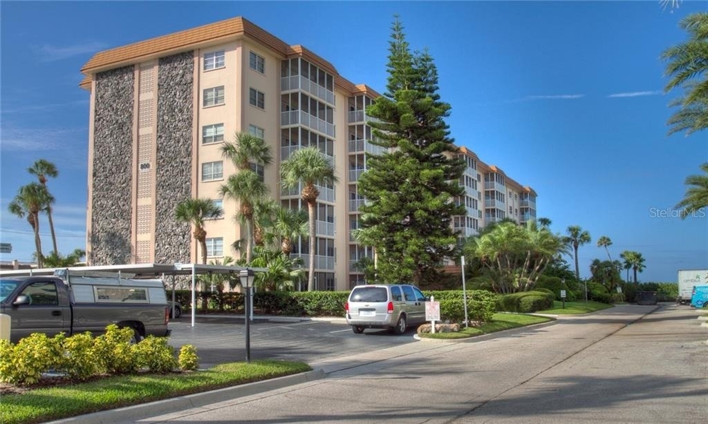 800 Benjamin Franklin Drive - Photo 1