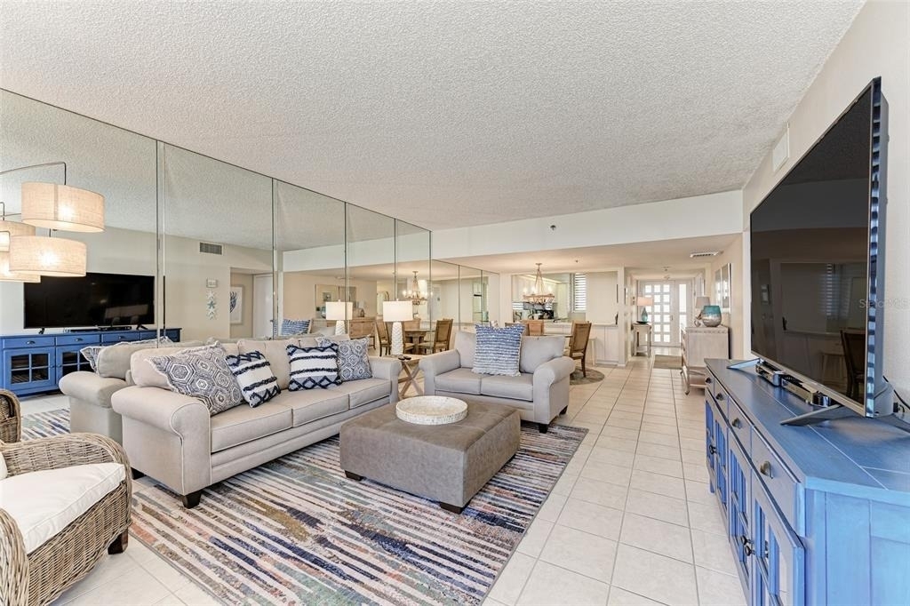 1135 Gulf Of Mexico Drive - Photo 8
